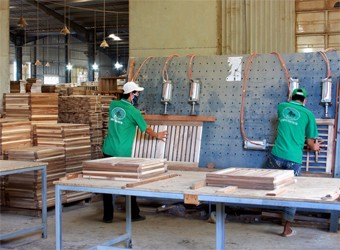 Objective 5.5 billion USD export furniture workable 