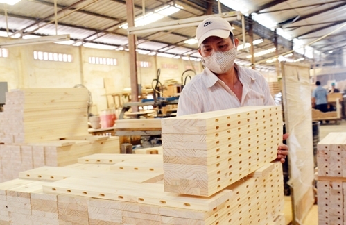 The wood industry is confident to exceed its export target of 9 billion USD